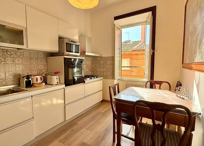 Il Segreto Del Borgo Vaticano - Stairs Only Apartment *